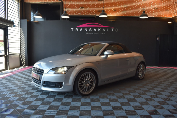 AUDI TT ROADSTER