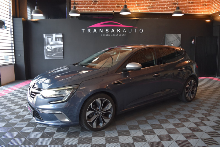 RENAULT MEGANE IV BERLINE