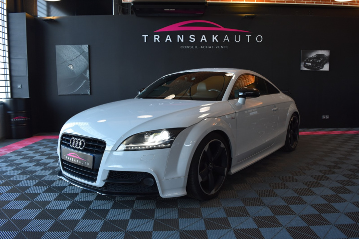 AUDI TT COUPE