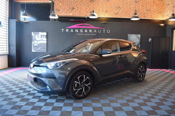 TOYOTA C-HR HYBRIDE RC18