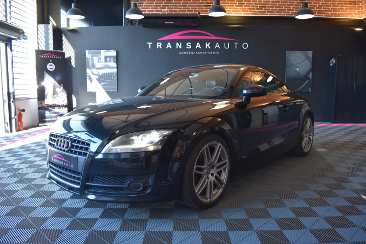 AUDI TT COUPE