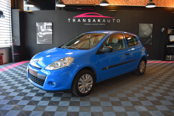 RENAULT CLIO III SOCIETE