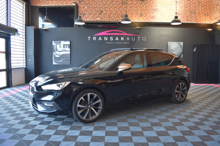 SEAT LEON